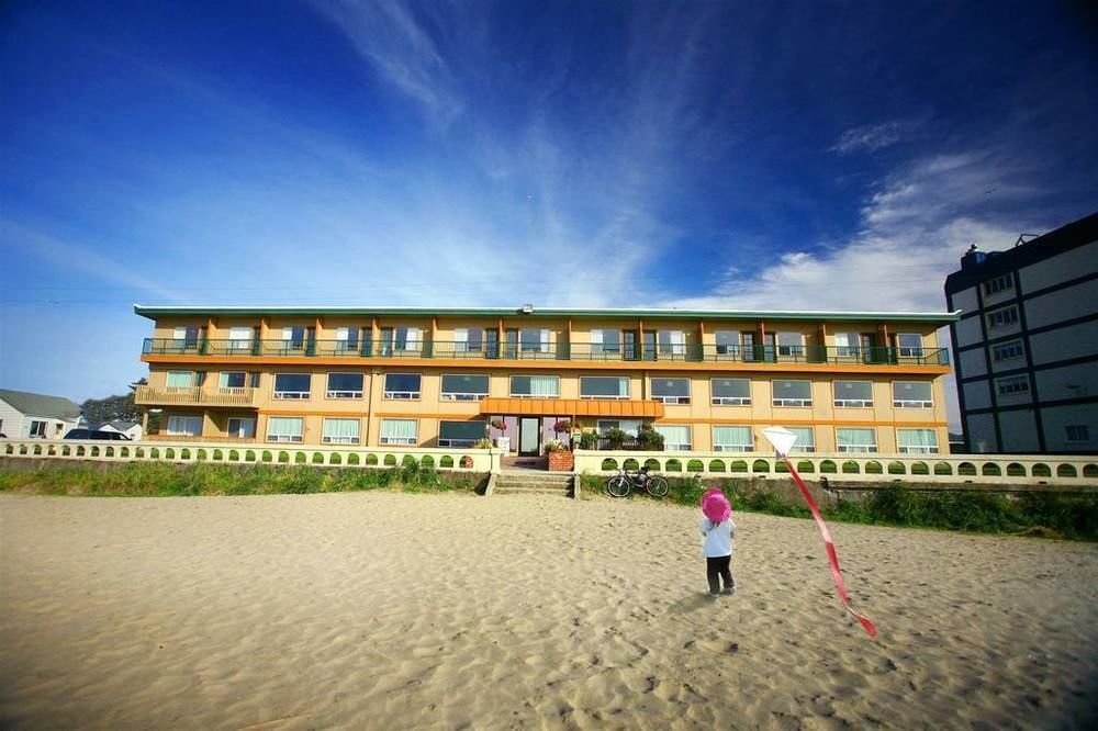 Seashore Inn On The Beach Сисайд Экстерьер фото